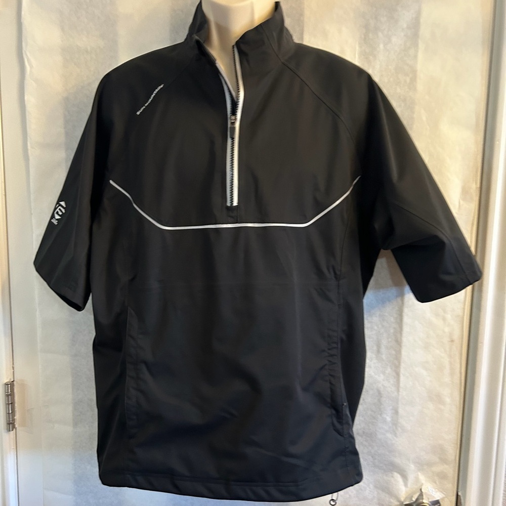 Sun Mountain Golf Tour Series Men's Black 1/2‎ zip short sleeve shirt Sz-M. EE11